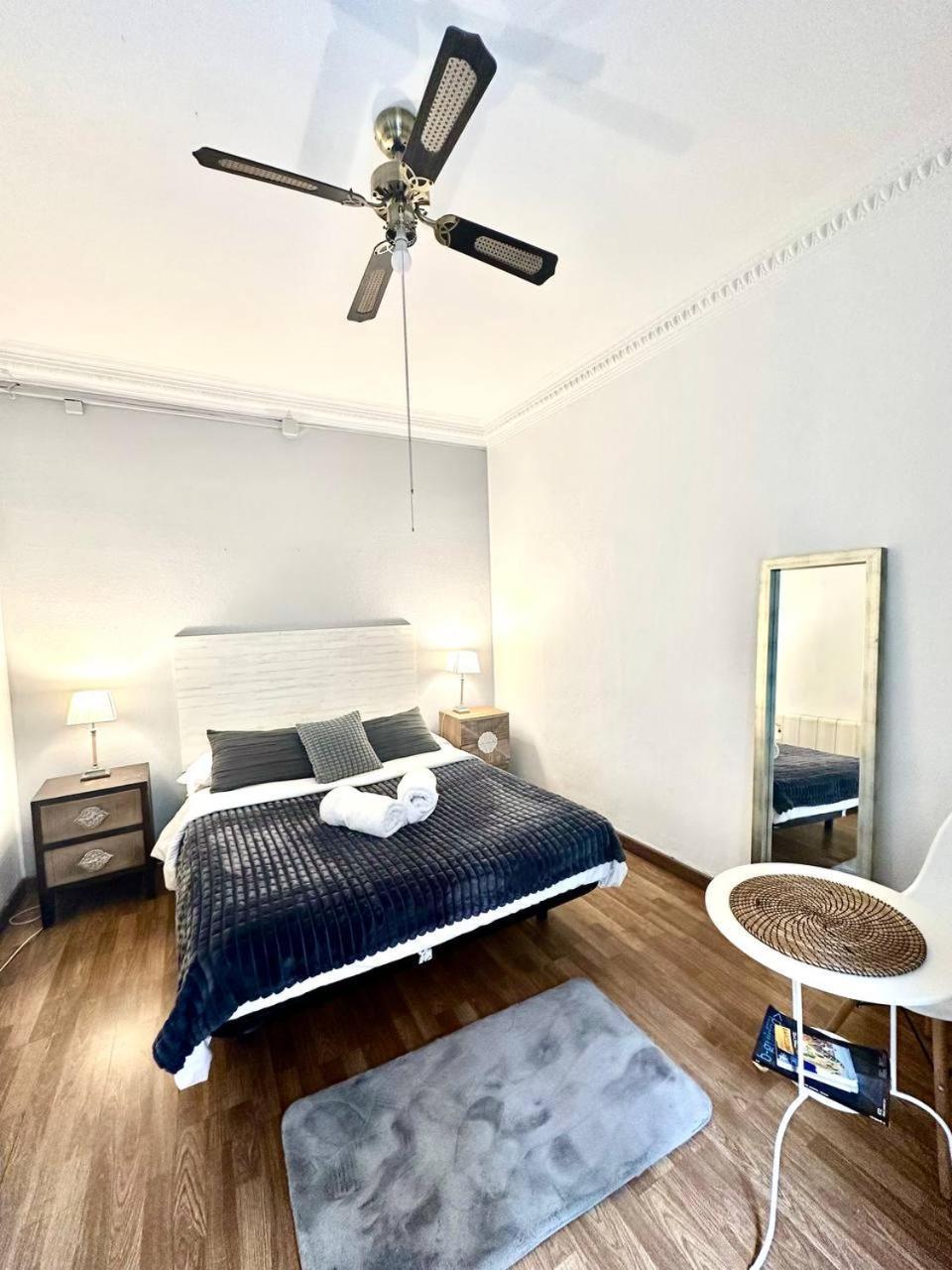 Big And Bright Apartment Bcn Barcelona Exterior foto